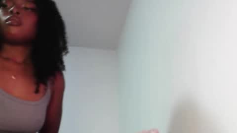 Soleil online show from November 19, 2:06 pm