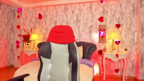 Snapshot of spicyamelia chatting on February 8, 12:06 pm Amelia GTM-5 817 IG Spicychoco am online show from February 8, 12:06 pm