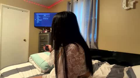 spicymami0333 online show from December 2, 9:17 pm