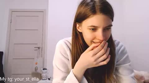 Ella online show from January 14, 5:40 pm