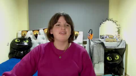 Stacey online show from October 17, 8:17 am