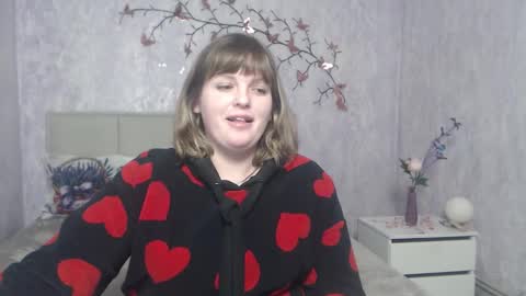 Stacey online show from February 19, 7:02 pm