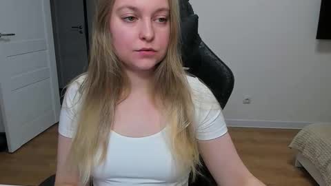 Stacy  online show from February 3, 4:12 pm