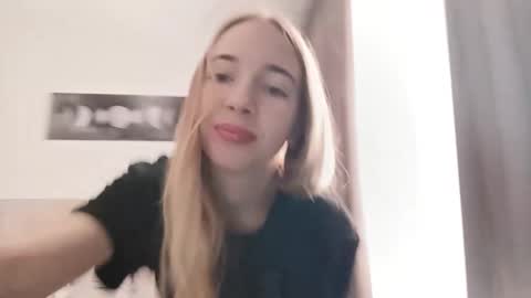 Mila online show from March 2, 8:10 am