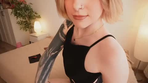 Kristina online show from April 18, 1:57 pm