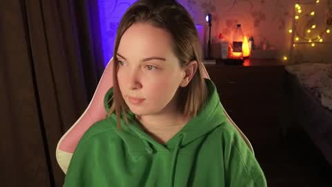 Alice online show from January 22, 5:28 pm