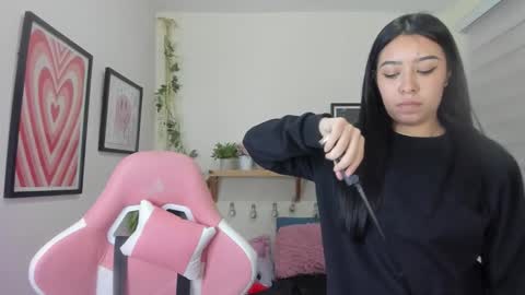 Alisson  online show from February 4, 2:47 am