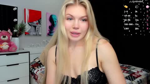 Caroline online show from January 12, 5:24 am