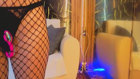 starlight_mature11_aws online show from February 22, 5:19 am