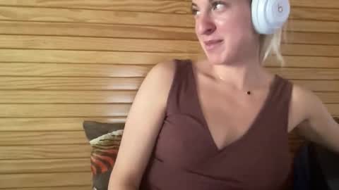 Stassiethatsororitygirl online show from January 7, 6:55 pm