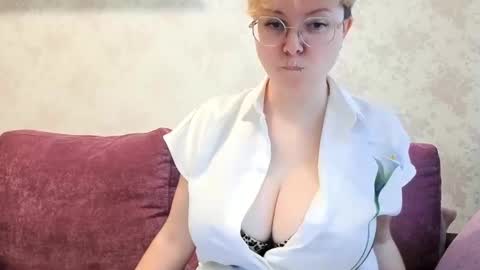 Stasya online show from April 5, 1:54 pm