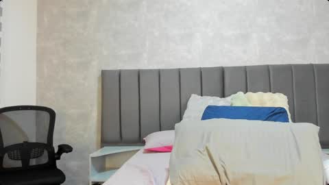 Melany online show from April 6, 4:46 am