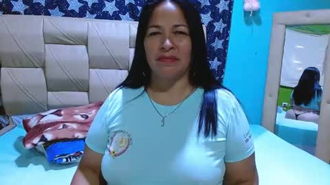 Stefanny online show from June 2, 9:49 pm