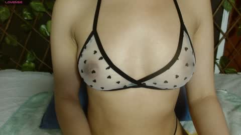 Stefanny lopez online show from December 2, 5:13 pm