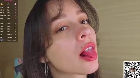 Becky steff online show from October 6, 6:12 pm