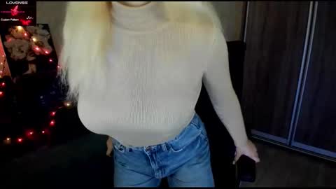 Stella  Cox online show from October 20, 5:21 am