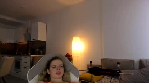 Asella online show from February 14, 9:34 am