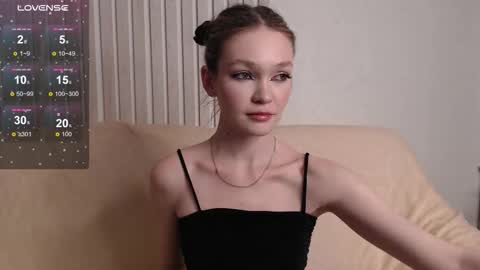 stellapayne online show from December 19, 9:18 pm