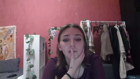 Stephanie 3 online show from October 10, 5:07 pm