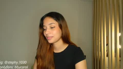 Snapshot of steph_y1030 chatting on September 18, 5:50 am stephany online show from September 18, 5:50 am