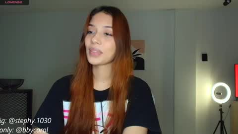 Snapshot of steph_y1030 chatting on January 24, 2:28 am stephany online show from January 24, 2:28 am
