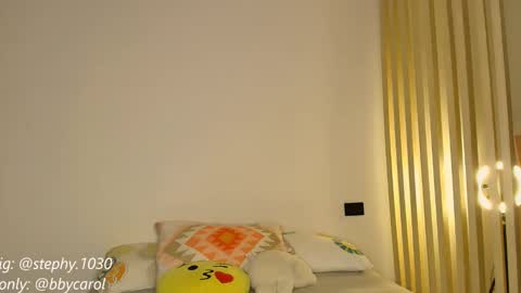 Snapshot of steph_y1030 chatting on February 5, 11:28 pm stephany online show from February 5, 11:28 pm