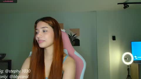 Snapshot of steph_y1030 chatting on January 11, 1:37 am stephany online show from January 11, 1:37 am
