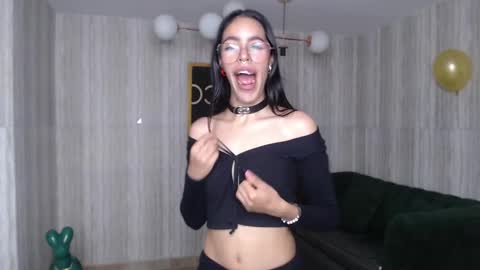 Stephania online show from January 17, 5:08 pm