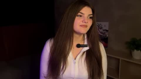 Snapshot of stephanieemiller chatting on October 7, 12:26 am Steph online show from October 7, 12:26 am
