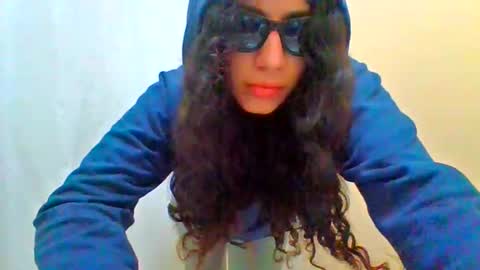 STEPHANIE BBY online show from September 25, 7:51 am
