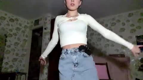 Stephani online show from February 25, 3:21 pm