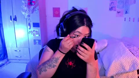 Snapshot of stephanifox chatting on February 25, 11:37 pm Stephanie online show from February 25, 11:37 pm