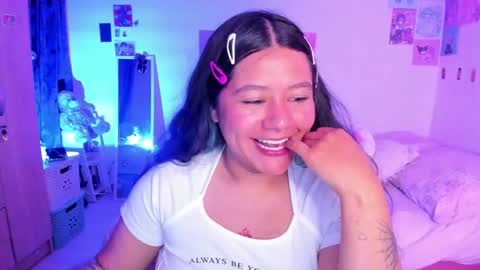 Snapshot of stephanifox chatting on January 21, 3:26 am Stephanie online show from January 21, 3:26 am