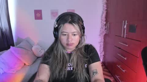 Snapshot of stephanifox chatting on September 21, 9:13 pm Stephanie online show from September 21, 9:13 pm