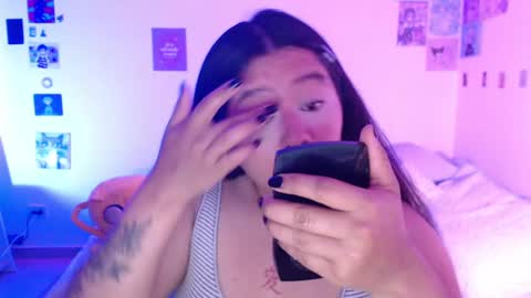 Snapshot of stephanifox chatting on December 15, 9:20 pm Stephanie online show from December 15, 9:20 pm