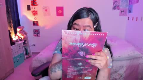 Snapshot of stephanifox chatting on December 28, 10:34 pm Stephanie online show from December 28, 10:34 pm