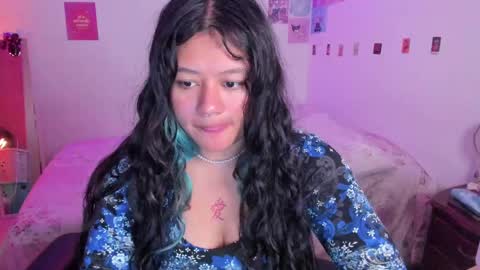 Snapshot of stephanifox chatting on January 13, 2:07 am Stephanie online show from January 13, 2:07 am