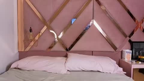 stephany_grand online show from September 15, 4:58 pm