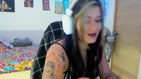 Snapshot of stephany_uwu chatting on January 31, 1:11 am Stephany independient model online show from January 31, 1:11 am