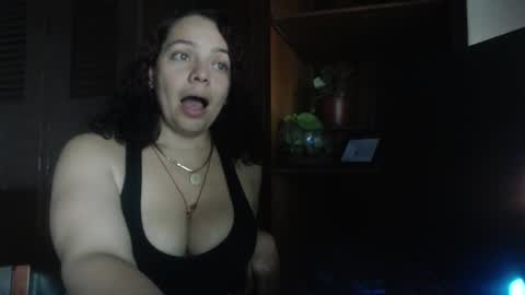 Snapshot of sthepany_gold chatting on September 15, 1:25 am sthepany_gold online show from September 15, 1:25 am