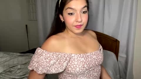 Snapshot of straightoutthetrailer chatting on September 28, 4:19 am lucille beatrice luficer call me lucy online show from September 28, 4:19 am