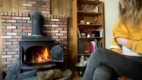 Snapshot of sub4you69brat chatting on March 9, 8:52 pm sub4you69brat online show from March 9, 8:52 pm