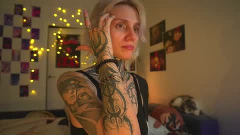 succubus_66 online show from February 24, 3:31 pm