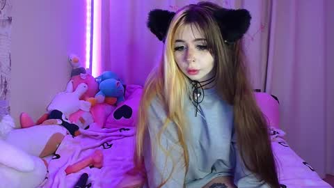 Sue online show from January 13, 12:30 am