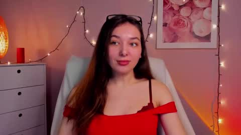Snapshot of sugar_xmegan chatting on March 7, 8:23 am Megan online show from March 7, 8:23 am