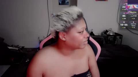 lexi love online show from November 15, 1:50 am