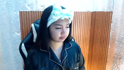Snapshot of sugarcaramel chatting on January 10, 5:34 pm Sugar online show from January 10, 5:34 pm