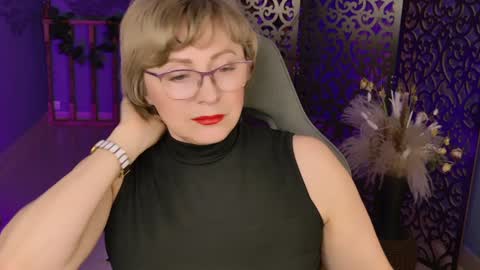 Vivien online show from January 12, 1:27 pm