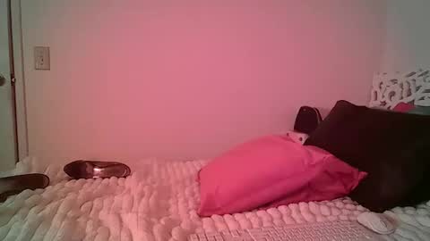 Kim Lee online show from March 5, 2:24 pm