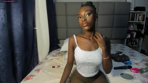 suhaila_suu online show from March 3, 2:17 am